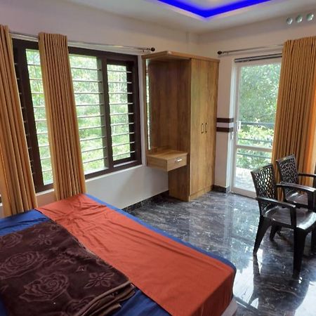 Hn Cottages, Munnar Jāmb Екстериор снимка
